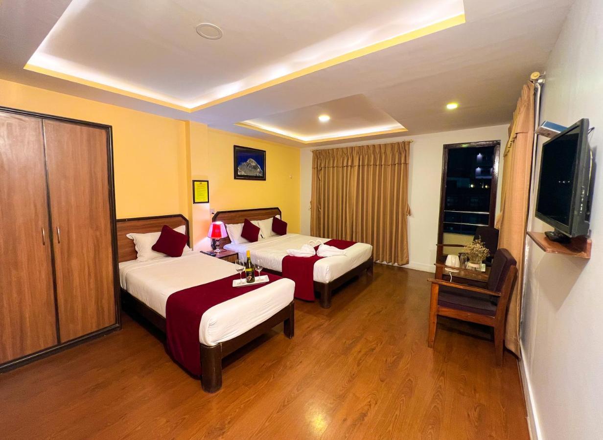 Thamel Grand Hotel Katmandú Exterior foto